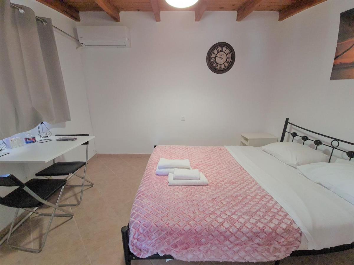 G-George Apartments By The Sea And Airport Liadha Luaran gambar