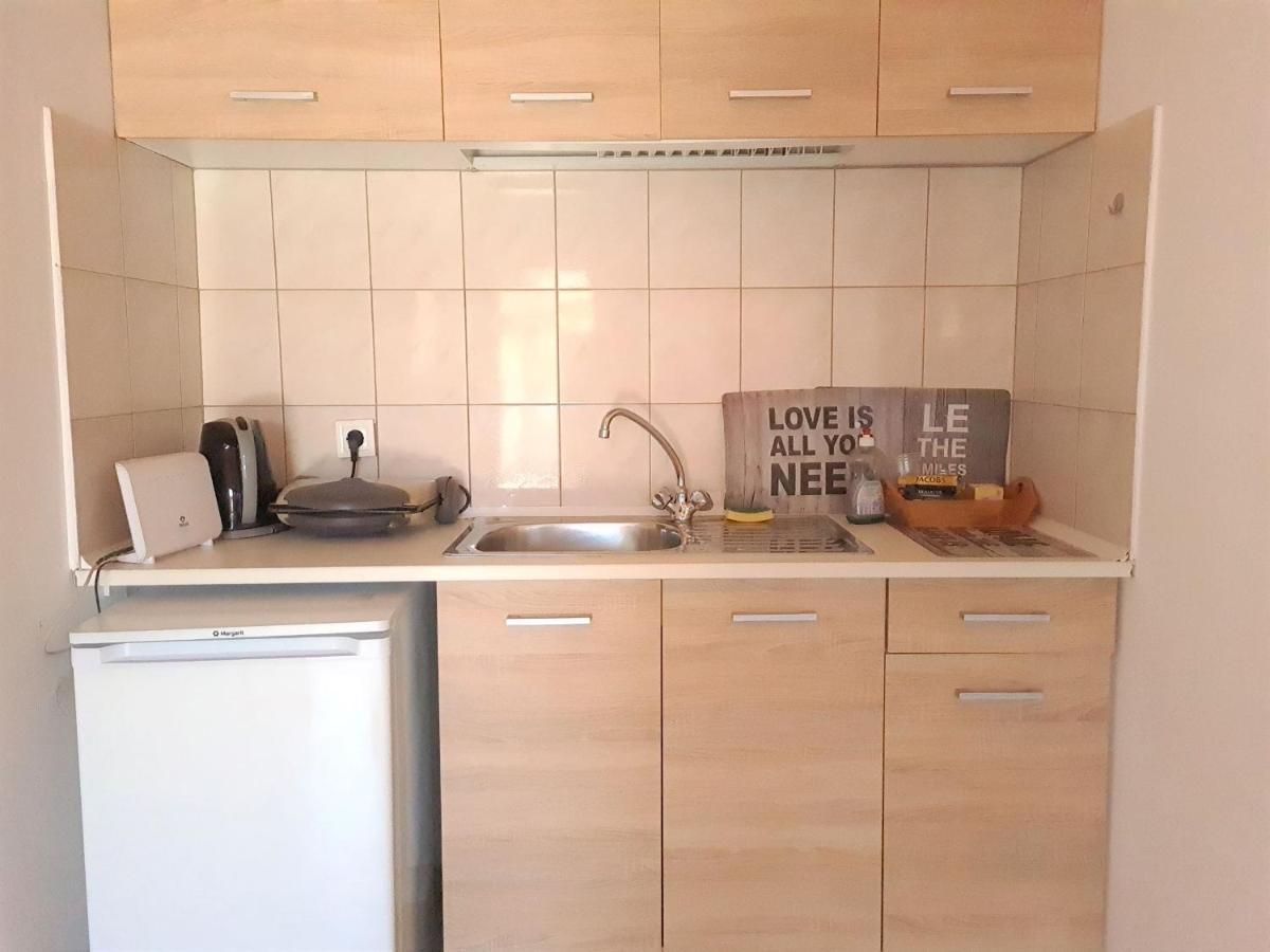 G-George Apartments By The Sea And Airport Liadha Luaran gambar