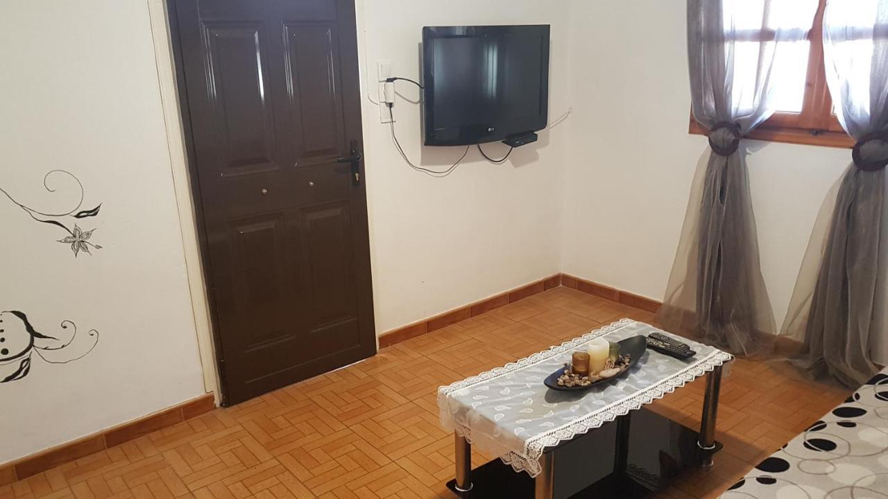 G-George Apartments By The Sea And Airport Liadha Luaran gambar